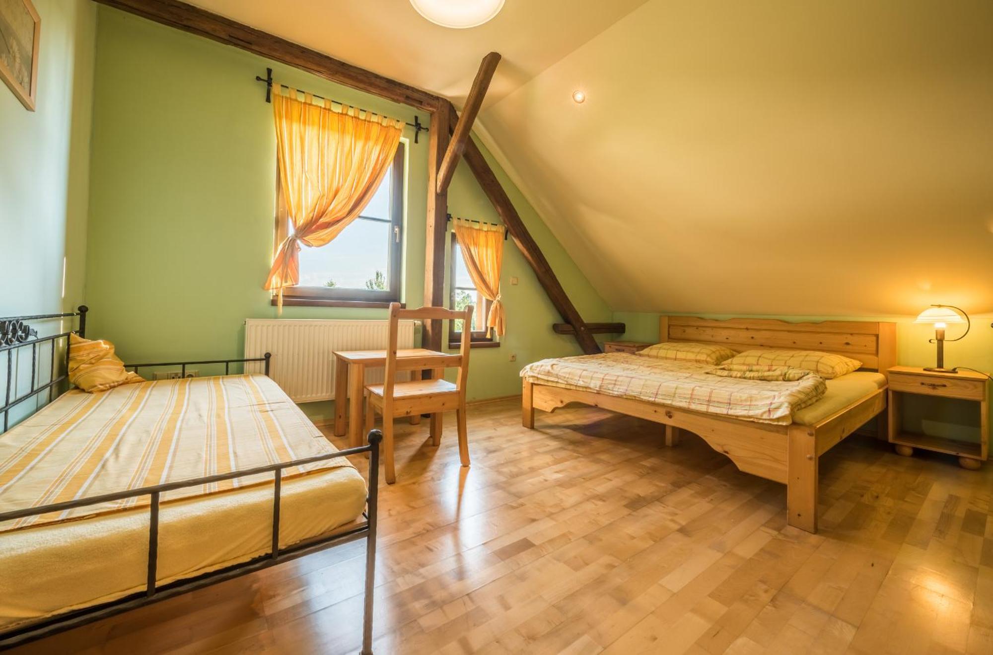 Penzion U Lisky Jarosov nad Nezarkou Buitenkant foto